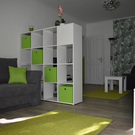 Frézia Apartman Makó Esterno foto