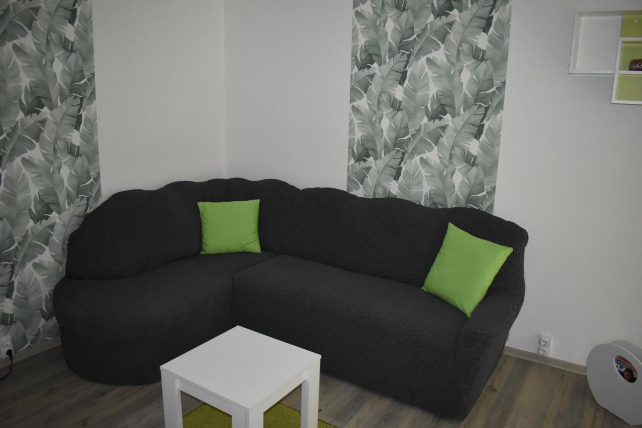 Frézia Apartman Makó Esterno foto